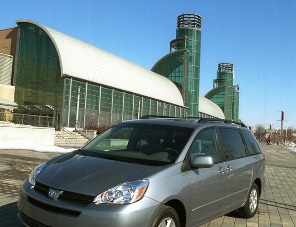 Toyota Sienna SE