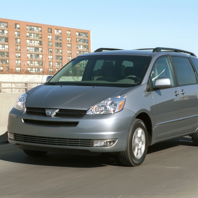 Toyota Sienna SE image
