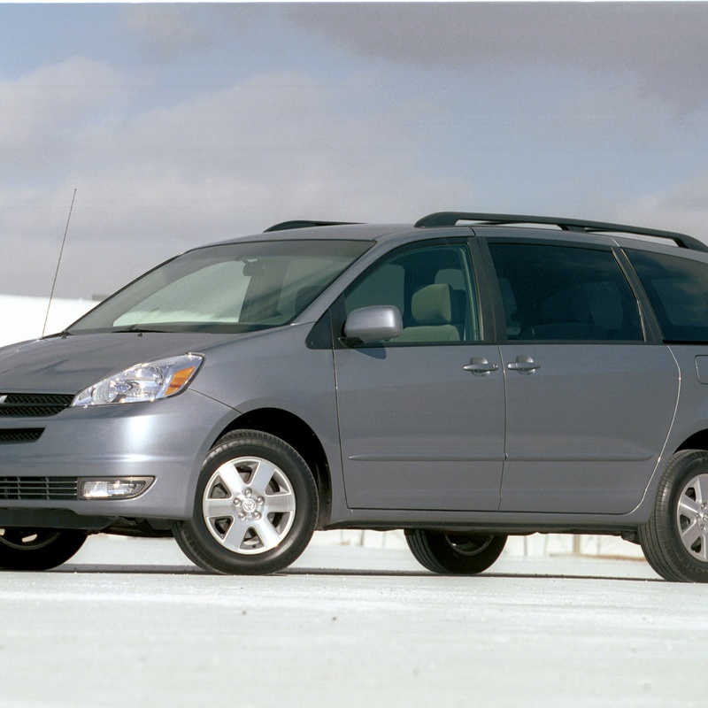Toyota Sienna SE image