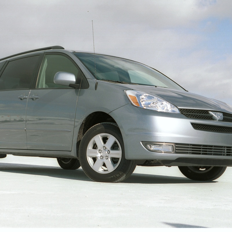 Toyota Sienna SE image
