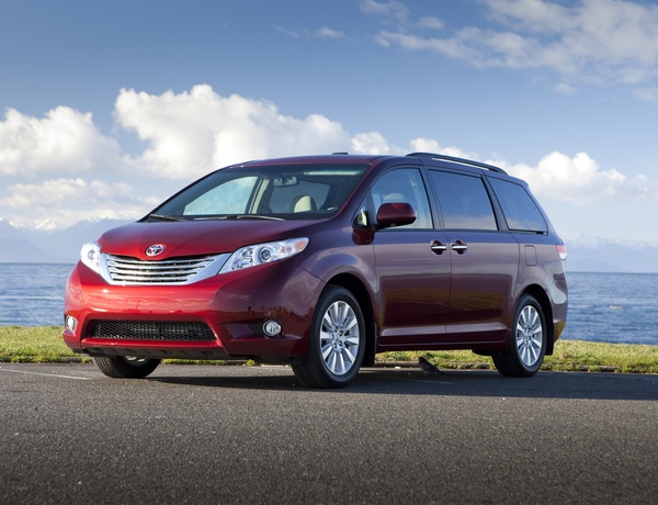 Toyota Sienna SE