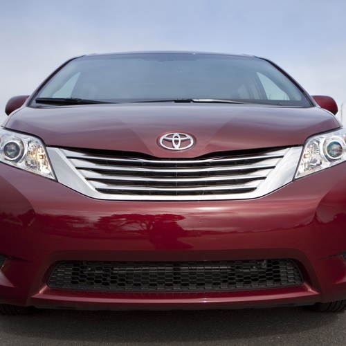 Toyota Sienna SE