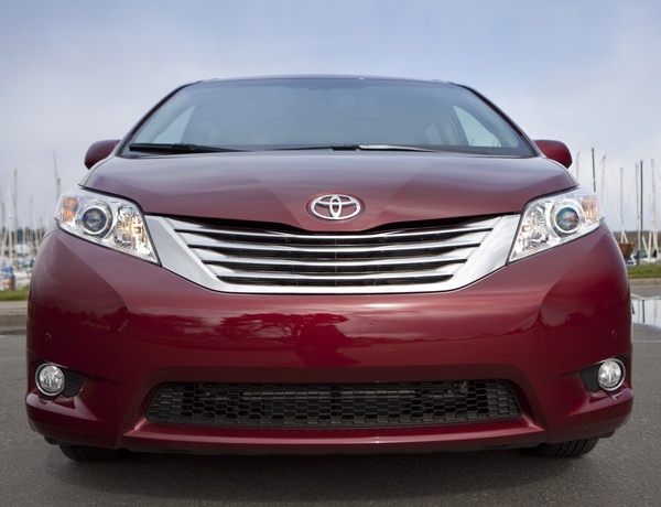 Toyota Sienna SE