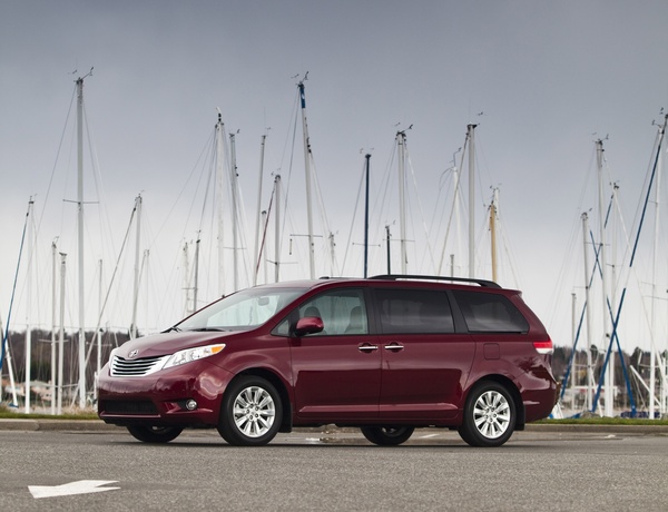Toyota Sienna SE