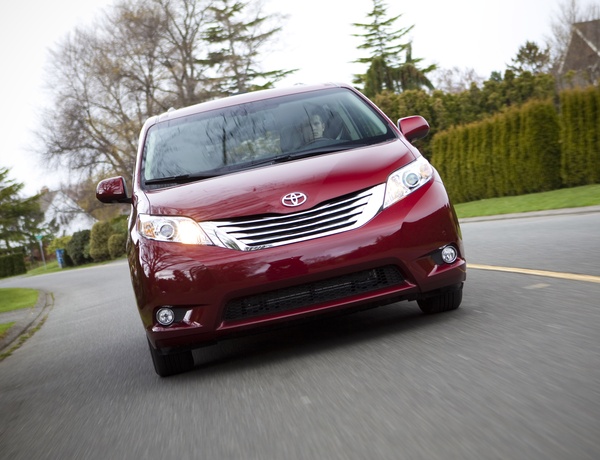 Toyota Sienna SE