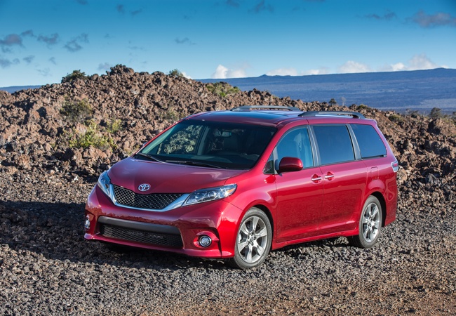 Toyota Sienna SE image 4