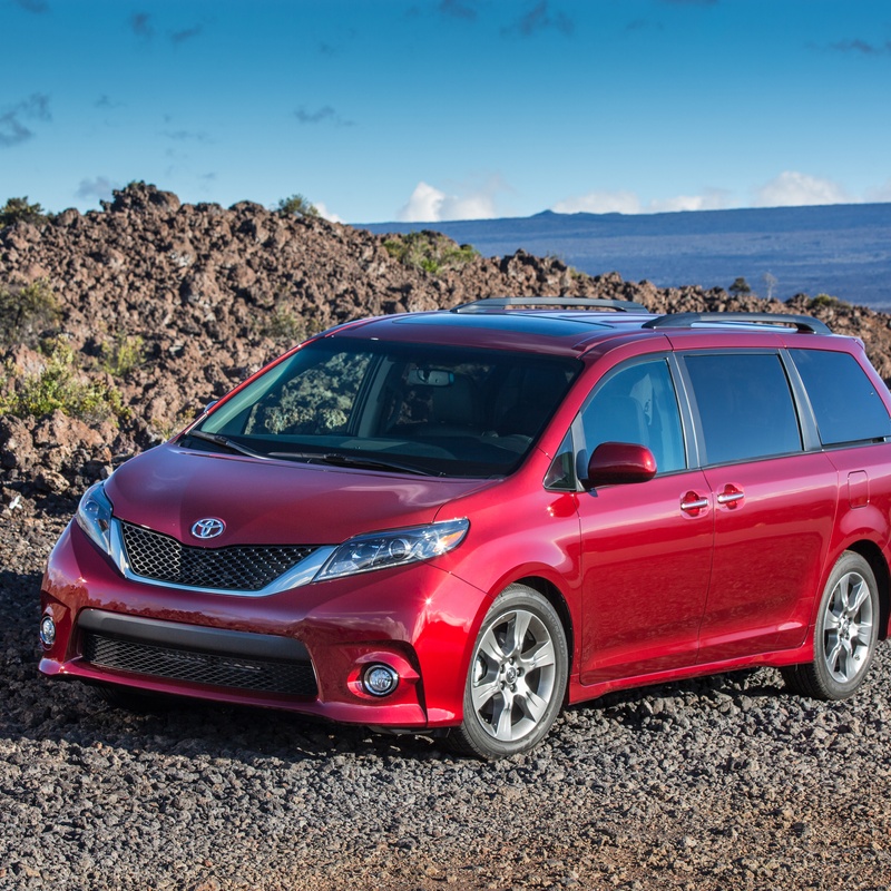 Toyota Sienna SE image