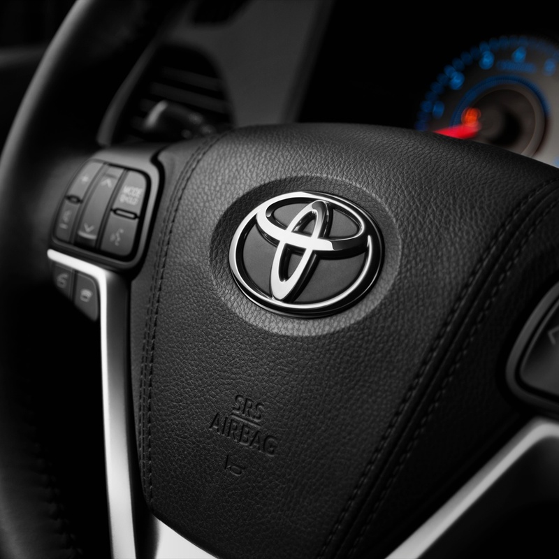 Toyota Sienna SE image