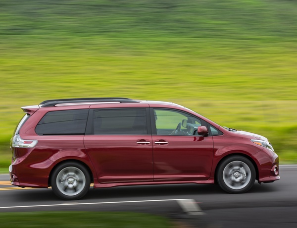Toyota Sienna SE