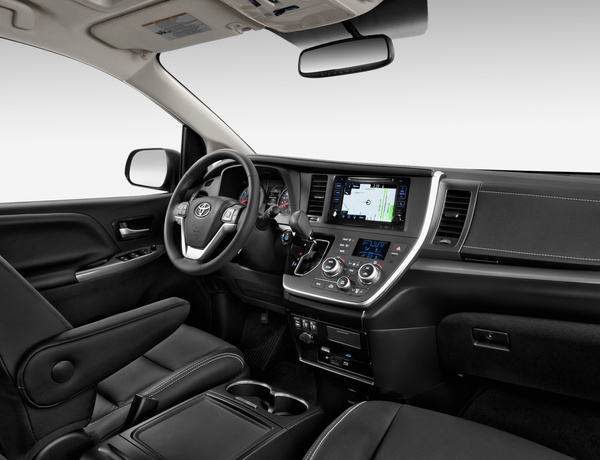 Toyota Sienna SE