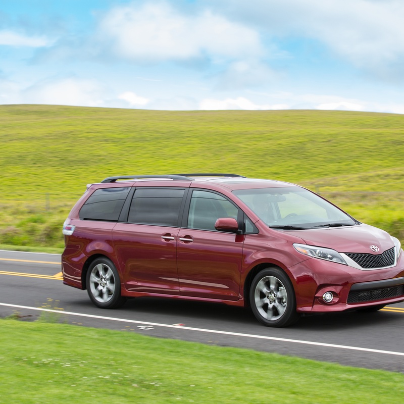 Toyota Sienna SE image