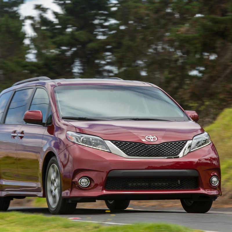 Toyota Sienna SE image