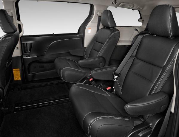 Toyota Sienna SE