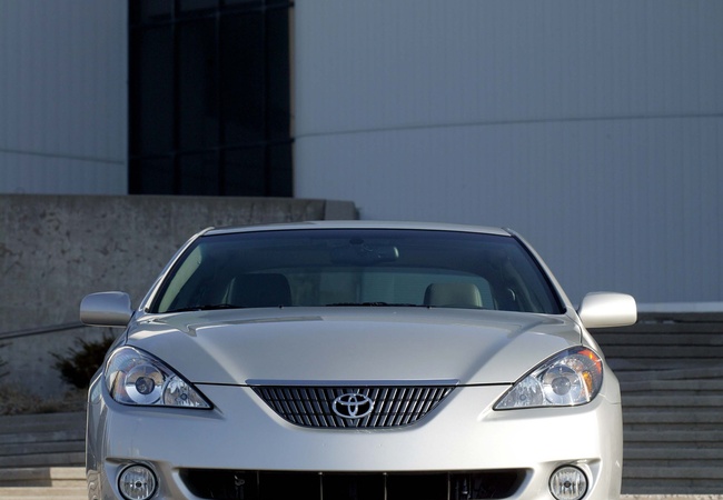 Toyota Solara image 2