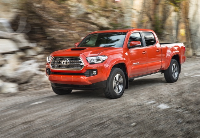 Toyota Tacoma image 2