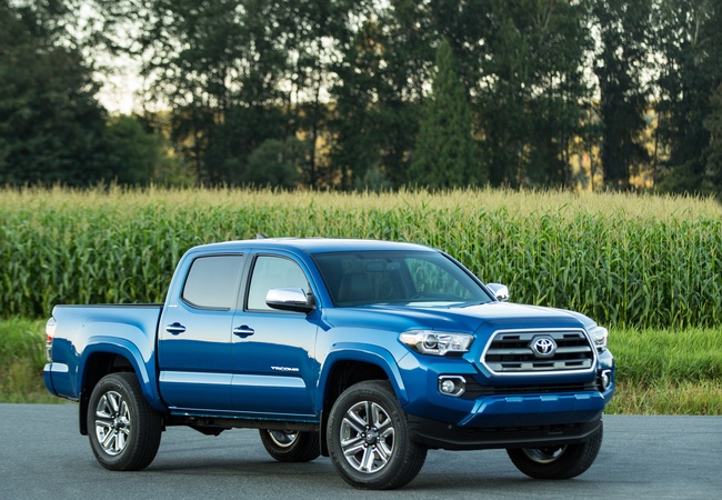 Toyota Tacoma image 2