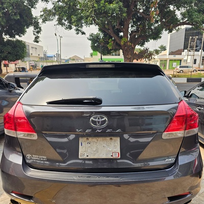 Toyota venza Asaba