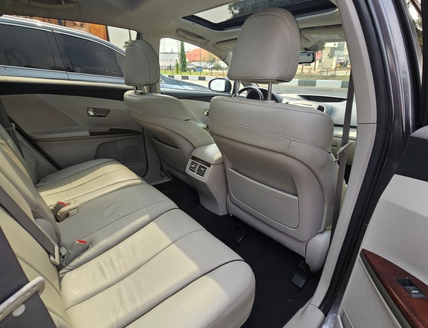 Toyota venza Asaba