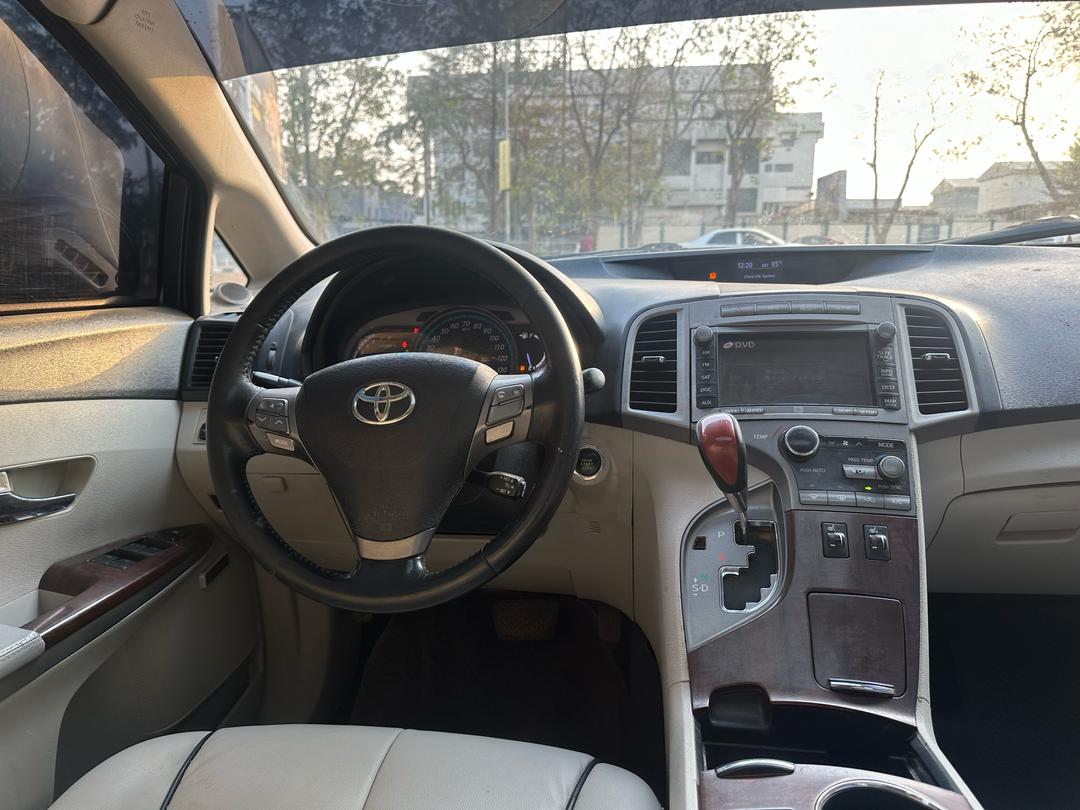 Car Image 4