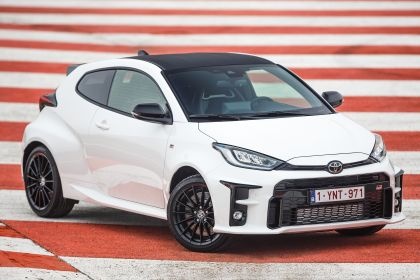 Toyota Yaris image 2
