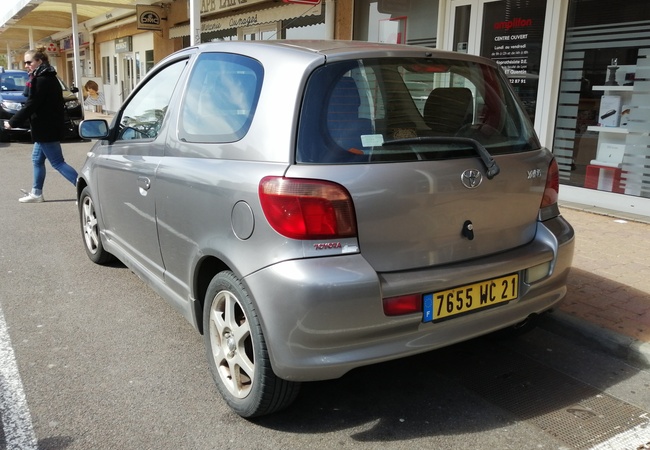 Toyota Yaris image 2