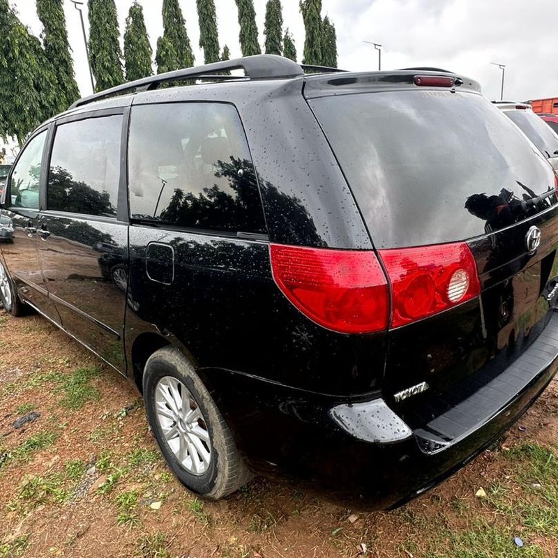 UNREGISTERED 2008 TOYOTA SIENNA FOR SALE image