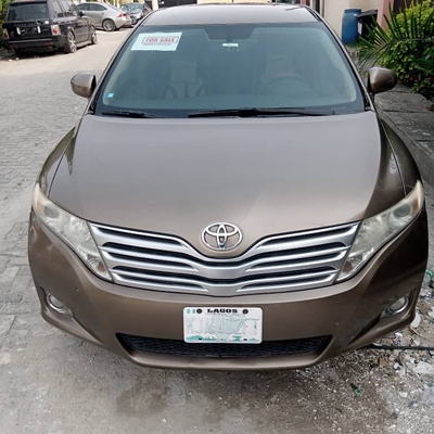  TOYOTA VENZA IN LEKKI