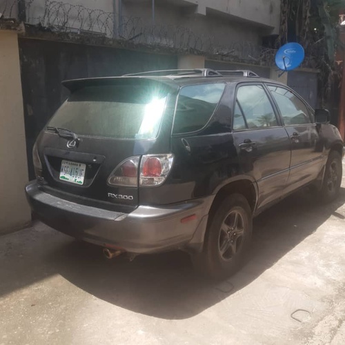 VERY SOUND 2002 LEXUS RX 300 AVAILABLE IN ABA