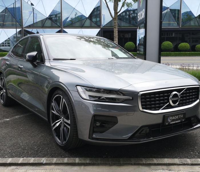 Volvo S60 logo Image